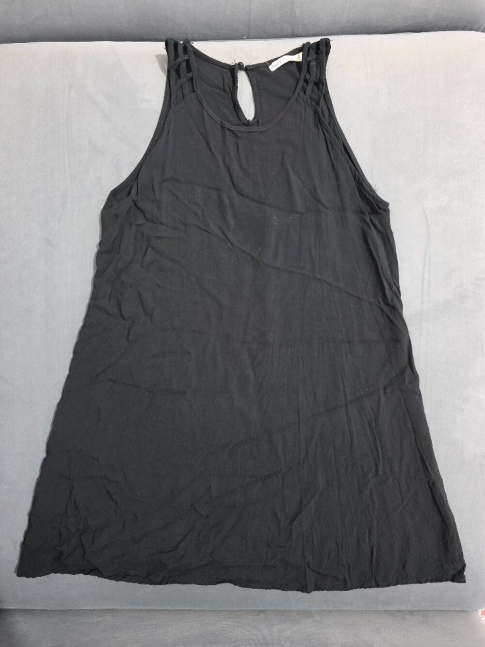 Heart Hips Black Dress - Size Small - Picture 3 of 6